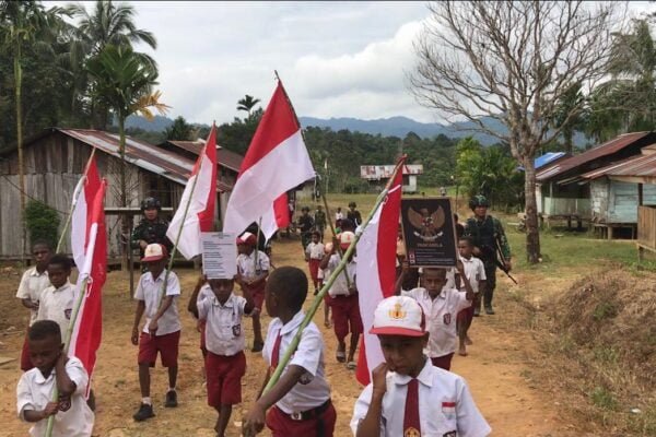 Merah Putih Berkibar Di Bukit Somografi Pada Perayaan Hari Lahir Pancasila WhatsApp Image 2024 06 02 at 09.25.02