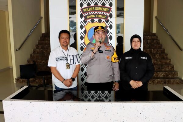 Oknum Guru Cabuli 3 Siswi SD di Amankan Polres Sumenep. WhatsApp Image 2024 06 05 at 11.33.55