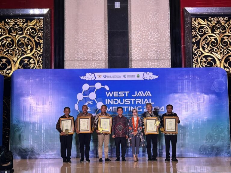 KABUPATEN SUKABUMI RAIH PENGHARGAAN TOP 5 INVESTMENT CHALLENGE 2024
