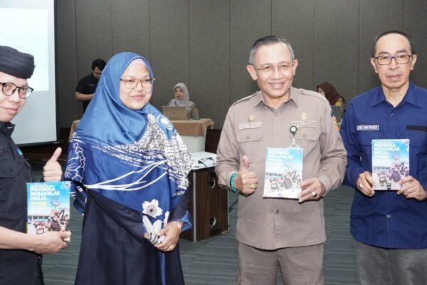 PENYADARAN ZOONOSIS PADA PENDIDIKAN DASAR, SEKDA APRESIASI KAB SUKABUMI JADI PERCONTOHAN 451310253 868634255298414 95110259876689744 n