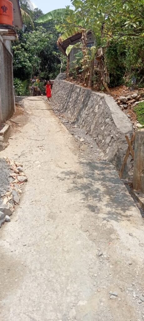 Desa Bantargebang Kec. Bantar Gadung, Bangun TPT Dari Dana Banprop Tahun 2024 2 WhatsApp Image 2024 10 01 at 16.35.03 1