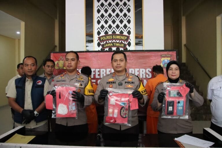 Polres Sumenep Ungkap Kasus Narkoba dan Amankan Tiga Warga Dasuk Dengan BB 32,24 Gram