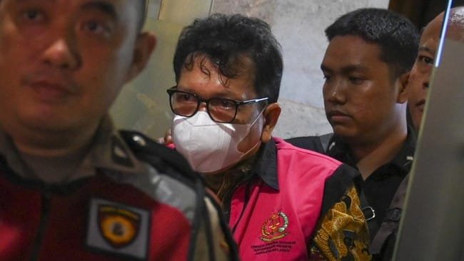 pemeriksaan eks pejabat ma zarof ricar di kejagung 2 169