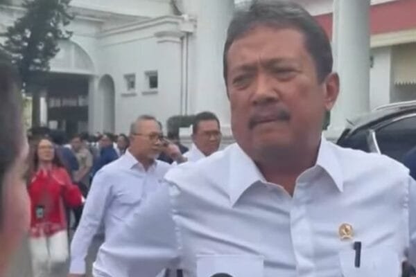 BRIGADE 571 TMP WILAYAH MADURA MENYAMBUT BAIK SIKAB KEMENTERIAN KKP YANG TURUN KE KAB SUMENEP WhatsApp Image 2025 01 25 at 09.35.21