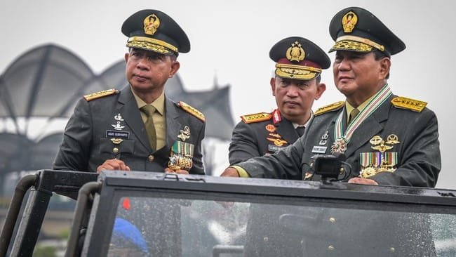 menhan serahkan 228 alutsista dan motor listrik 2 169