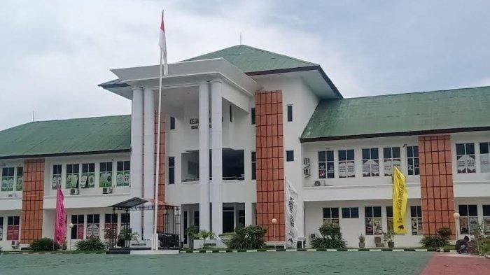 tampak gedung kejati ntt 1