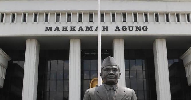 gedung mahkamah agung 169