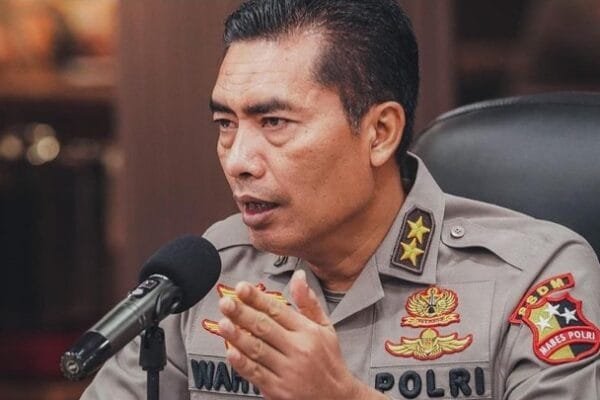 Polri Keluarkan Imbauan Penting, Warga Indonesia Wajib Waspada Terhadap Penipuan Lewat SMS dengan Modus Fake BTS 20231027 084432