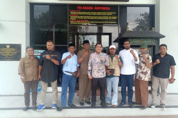 Dukungan Organisasi Ormas dan LSM Terhadap Polres dan Kejaksaan Terkait Pengungkapan Kasus BSPS di Sumenep. WhatsApp Image 2025 04 19 at 20.25.19 d2c38a30