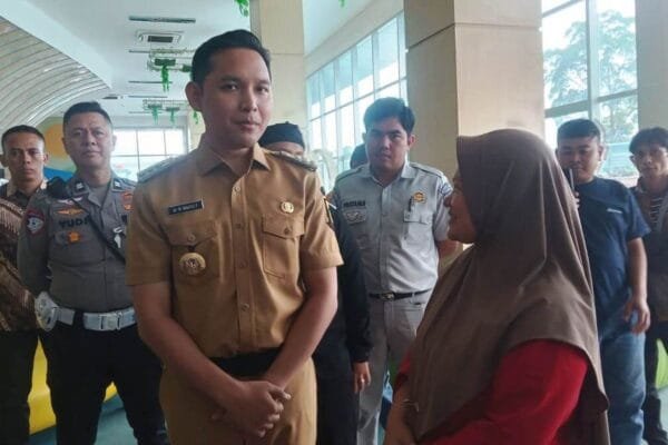 Cianjur Terapkan Program Pembinaan Siswa Bermasalah di Barak Militer: Sasar Tawuran, Kecanduan Game, hingga Siswa Terindikasi Gemulai 67dc0b77c5ec7