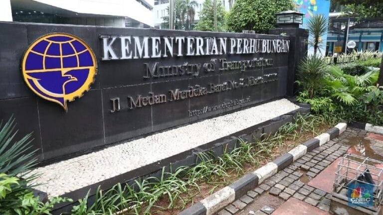 Mendadak, Menteri Perhubungan Dudy Purwagandhi Lakukan Rotasi Pejabat Tinggi, Apa yang Sebenarnya Terjadi?