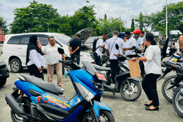 Pemkab Jayapura Tertibkan Kendaraan Dinas, Termasuk yang Masih Dipegang Pensiunan Screenshot 2025 05 14 211009