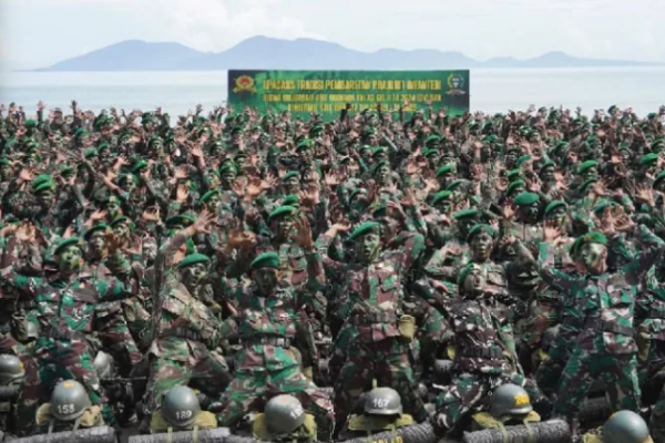 Ribuan Siswa Resmi Sandang Baret Yudhawastu Pramuka, Siap Jadi Garda Terdepan TNI AD Screenshot 2025 05 24 092331