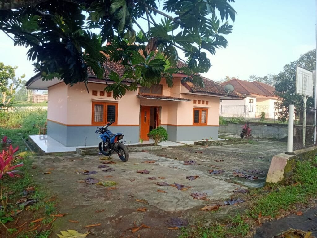 Kepala UPTD Kec. Purabaya Diduga Terlibat Kasus SPJ Fiktif di Dinas DPPKB Sukabumi 3 WhatsApp Image 2025 05 08 at 07.23.52 f430696d