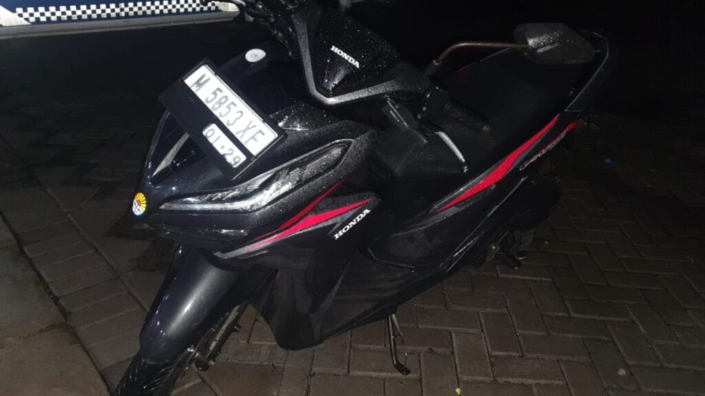 SATRESNARKOBA POLRES SUMENEP UNGKAP KASUS NARKOTIKA JENIS SABU DAN INEX DI DESA JAMBU, LENTENG 3 WhatsApp Image 2025 05 12 at 12.11.42 96acd951