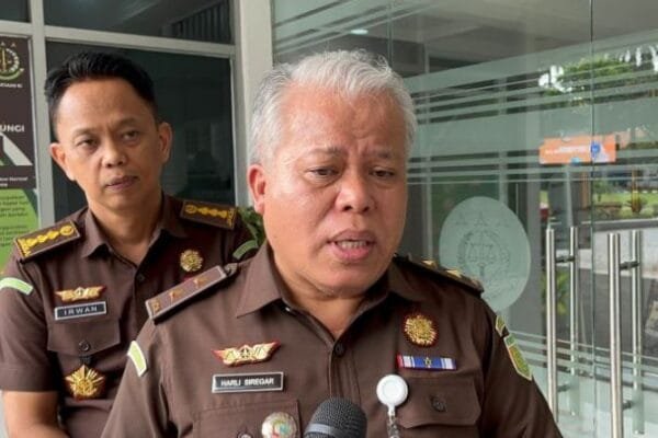 Kejagung Periksa 7 Saksi dalam Kasus Korupsi Tata Kelola Minyak Pertamina, Kerugian Negara Capai Rp193,7 Triliun a 681d604fdb89a
