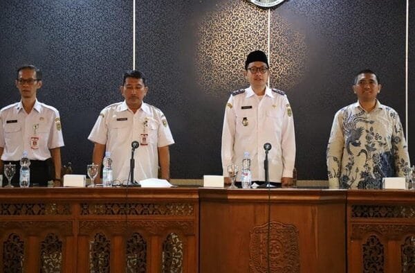 polri gencar melakukan sosialisasi antikorupsi ke daerah daerah kali ini sosialisasi antikorupsi dilakukan di pemerintah kabup 1746012039094 169