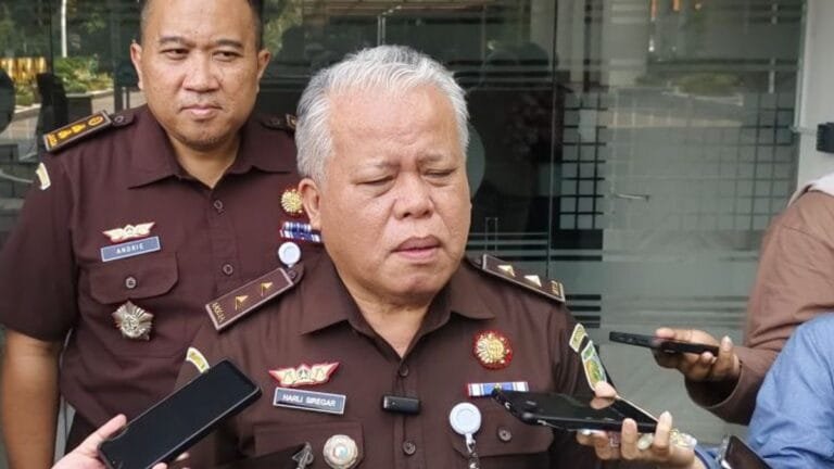Kejagung Periksa Direktur Keuangan Pertamina Terkait Dugaan Korupsi Minyak Mentah 2018–2023