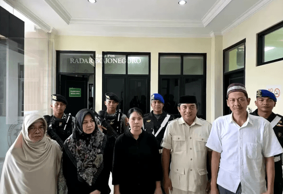 Kasus Korupsi Mobil Siaga Bojonegoro: Terdakwa Terima Putusan, Jaksa Ajukan Banding Screenshot 2025 06 04 083934