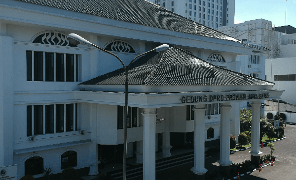 Dana Hibah Rp5,2 Miliar Diduga Dibancak Oknum DPRD Jabar di Sukabumi Screenshot 2025 06 07 074807