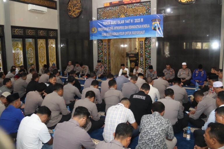 Sebagai Momentum Refleksi dan Peningkatan Kinerja Menuju Polri yang Lebih Humanis Polres Sumenep Peringati Tahun Baru Islam 1 Muharram 1447 H.
