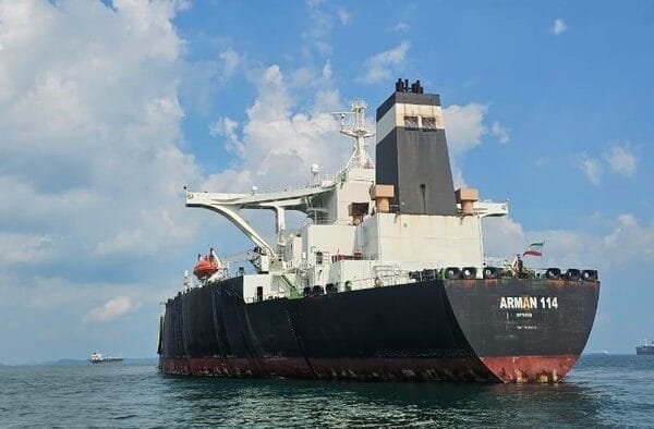 kapal supertanker mt arman 114 berbendera iran 1749529198306 169