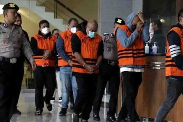 Proyek Jalan Disuap, Lima Pejabat Sumut Dijerat KPK: Kapolres Masih Diselidiki 141f114521ec4bb4175579gjy 226938