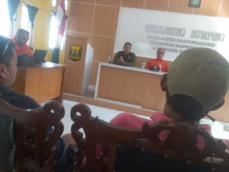 Sosialisasi Warga Bantargadung dan BPBD Terkait yang Kena Dampak Bencana