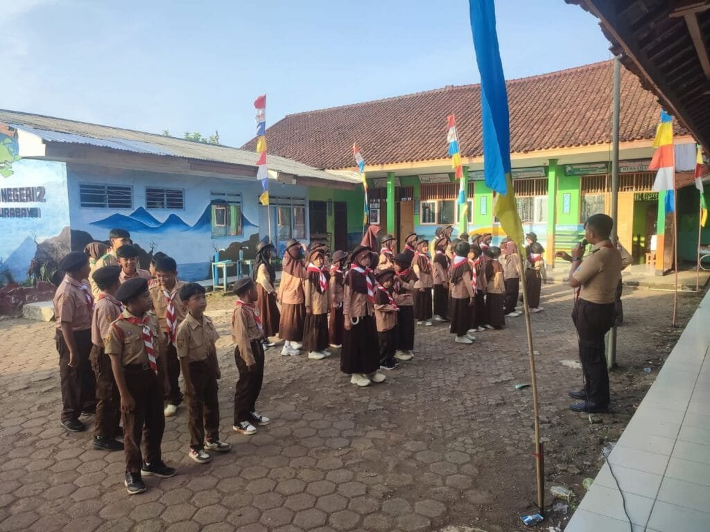 SDN 2 Purabaya Gelar Perkemahan Ramah MPLS 2025, Bangun Karakter Lewat Kegiatan Pramuka 2 WhatsApp Image 2025 07 18 at 22.34.18 b5e1a428