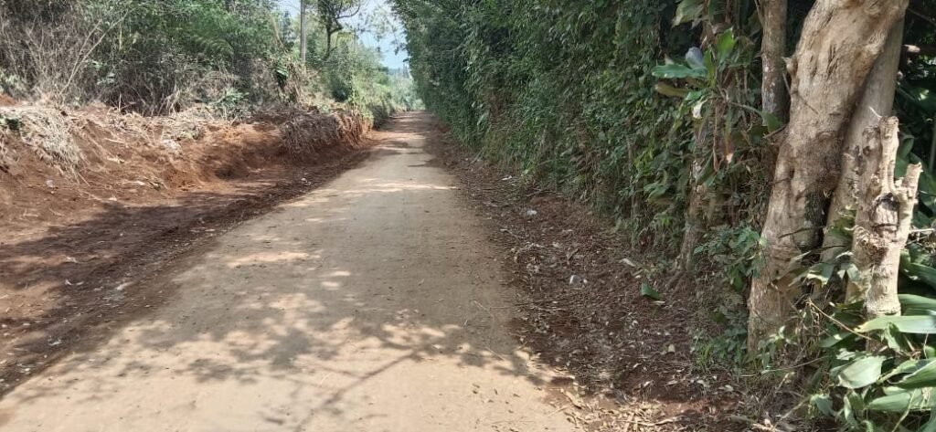 Gotong Royong Bangun Akses Pertanian, Karya Bhakti TNI dan Pemkab Sukabumi Cor Jalan 600 Meter di Sudajaya Girang 3 WhatsApp Image 2025 07 30 at 14.38.00 96ed7246