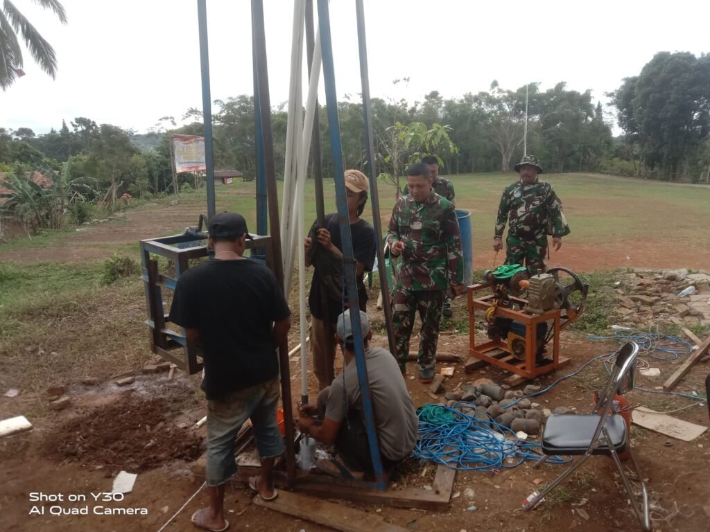 Air untuk Kehidupan TMMD Ke-125 Hadirkan Sumur Bor bagi Warga Langkapjaya. 2 WhatsApp Image 2025 07 31 at 09.28.56 28da49a9
