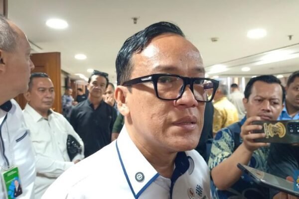 wakil menteri ketenagakerjaan wamenaker immanuel ebenezer atau noel saat ditemui di jakarta senin 2872025 1753684428859 169