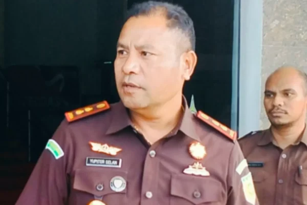 Oknum Pejabat Dinas PUPR Kabupaten Kupang Diperiksa Jaksa Terkait Proyek Jalan Buraen–Erbaun Senilai Rp 8,6 Miliar InShot 20250927 111007453 861988669