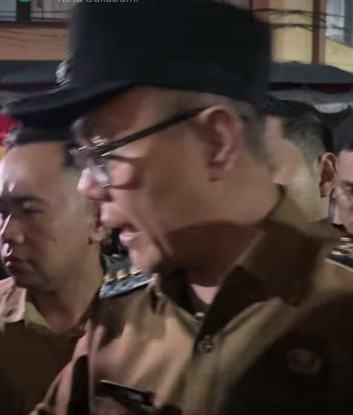Aksi Damai Berujung Ricuh, Ratusan Massa Gerakan Amarah Rakyat Kepung DPRD Kota Sukabumi. 1 WhatsApp Image 2025 09 02 at 08.05.42 5fcb7fda