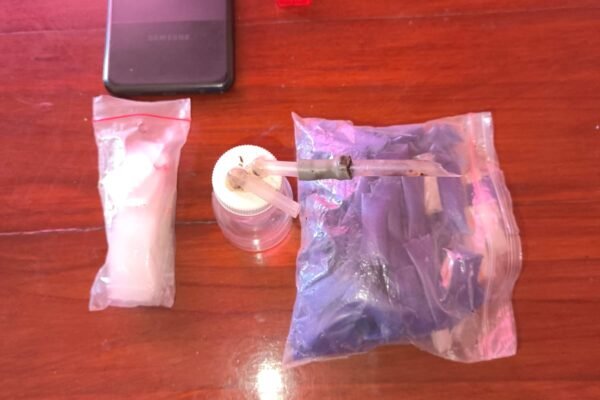Pengedar Sabu Beserta Barang Bukti Puluhan Gram di Amankan Polsek Sapeken WhatsApp Image 2025 09 23 at 07.52.22 137e3786