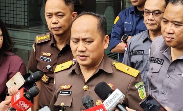 Kajari Jakarta Barat Tak Dipidana Usai Terima Uang Rp500 Juta dari Kasus Robot Trading Fahrenheit anang supriatna 1752646648574 169