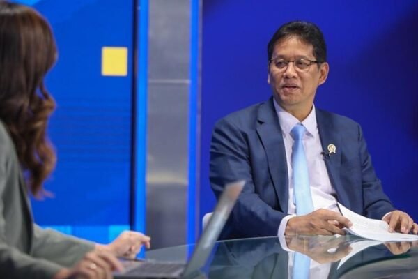 menteri keuangan republik indonesia purbaya yudhi sadewa menyampaikan pemaparan dalam program squawk box cnbc indonesia di jak 1760060873842 169