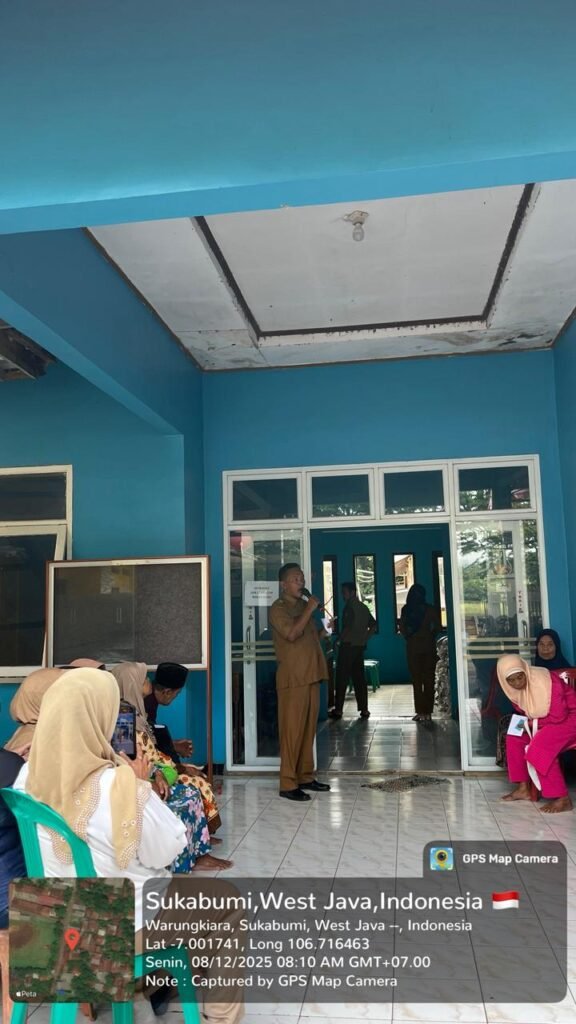 Pemdes Sirnajaya Salurkan 20 Kg Beras dan 4 Kg Minyak Sayur untuk 301 KPM 2 WhatsApp Image 2025 12 09 at 20.37.08