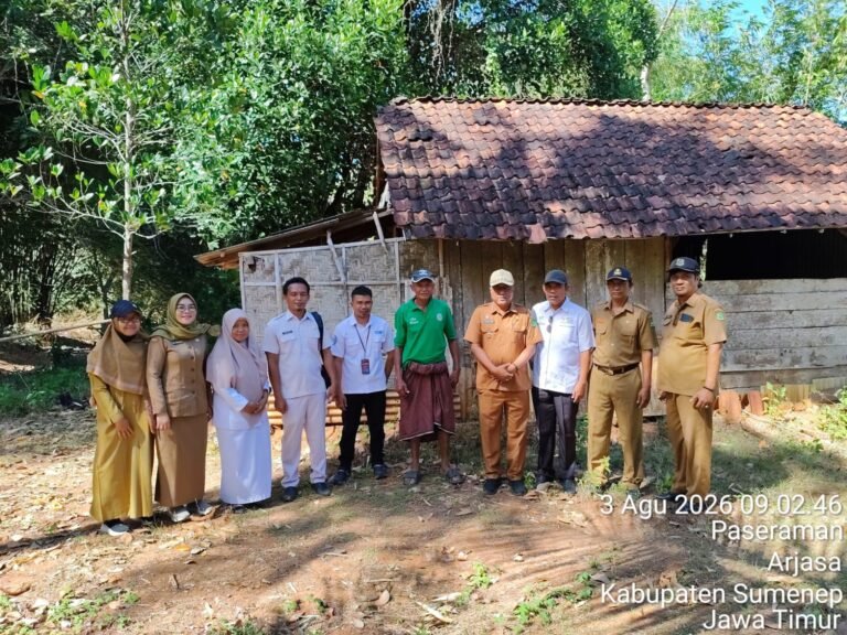 Gercap Camat Arjasa Langsung Turun Lapangan Temui Warga Desa Paseraman yang Lumpuh dan Hidup Sebatang Kara