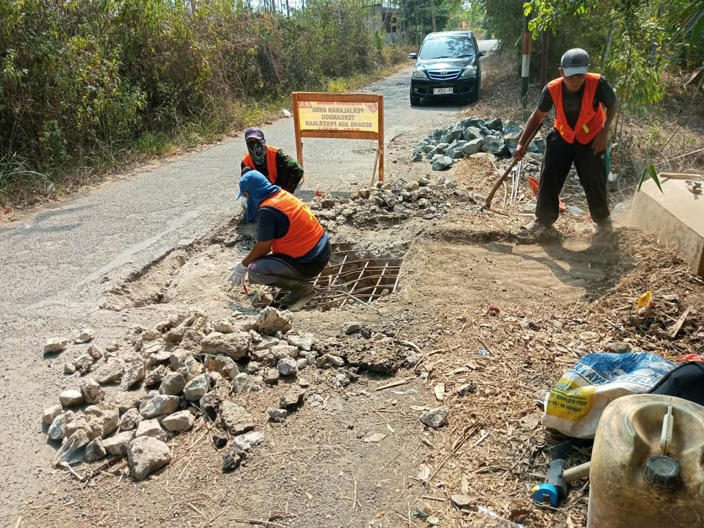 Perkim Kabupaten Sukabumi Dipertanyakan, Material Jadi Sorotan: Konsultan Pengawas dan PPK Kemana? 3 WhatsApp Image 2026 10 05 at 18.24.44 1